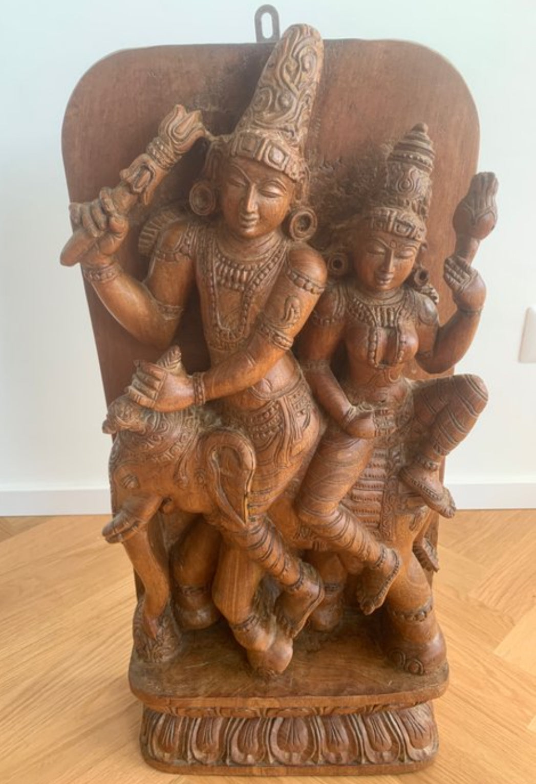 Pannello d'Arredo Indiano in Legno massiccio Intagliato 62cm – Scultura Divinità Indiane Shiva e Parvati su Elefante