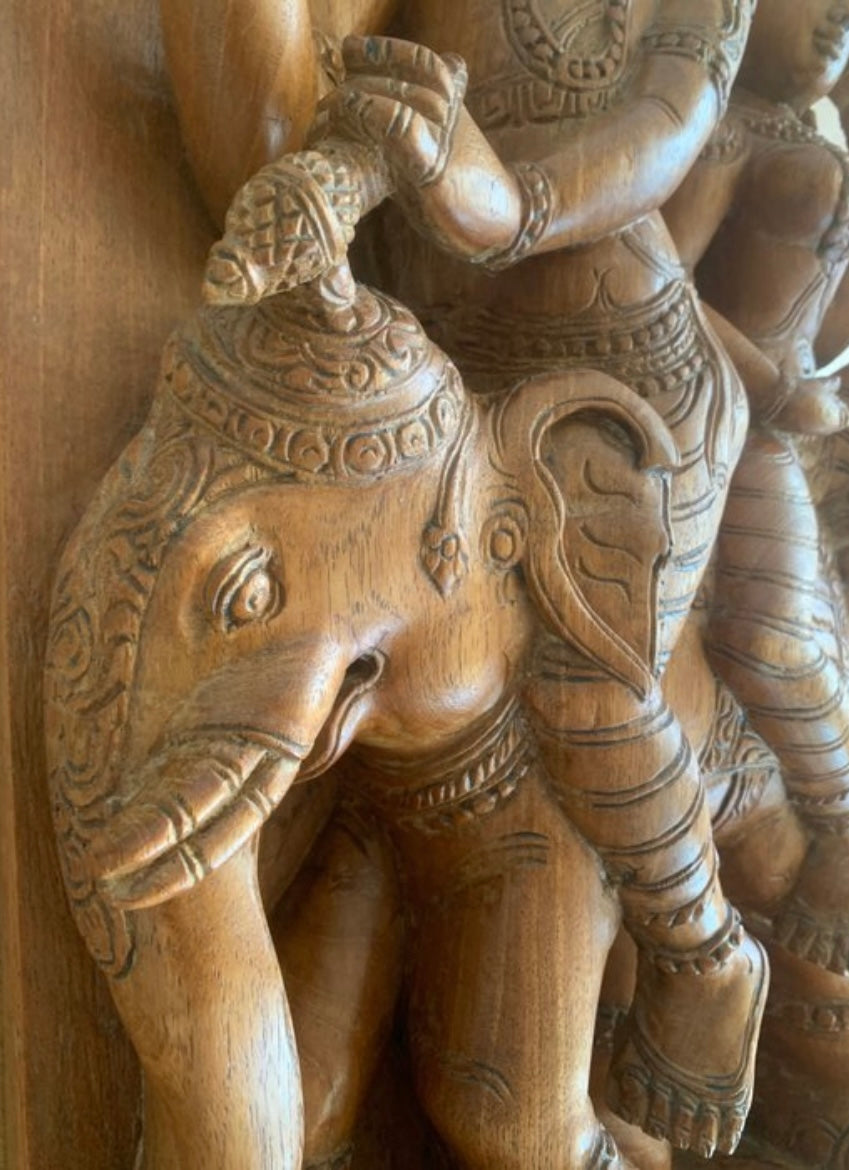 Pannello d'Arredo Indiano in Legno massiccio Intagliato 62cm – Scultura Divinità Indiane Shiva e Parvati su Elefante
