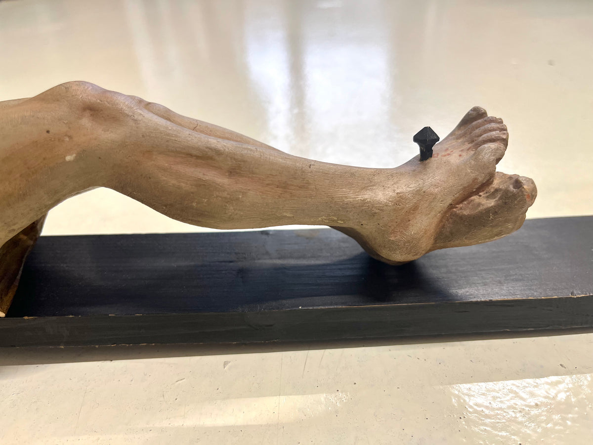 Crocifisso Antico in Legno Policromo – Artigianato Tirolese / Val Gardena, Fine '800