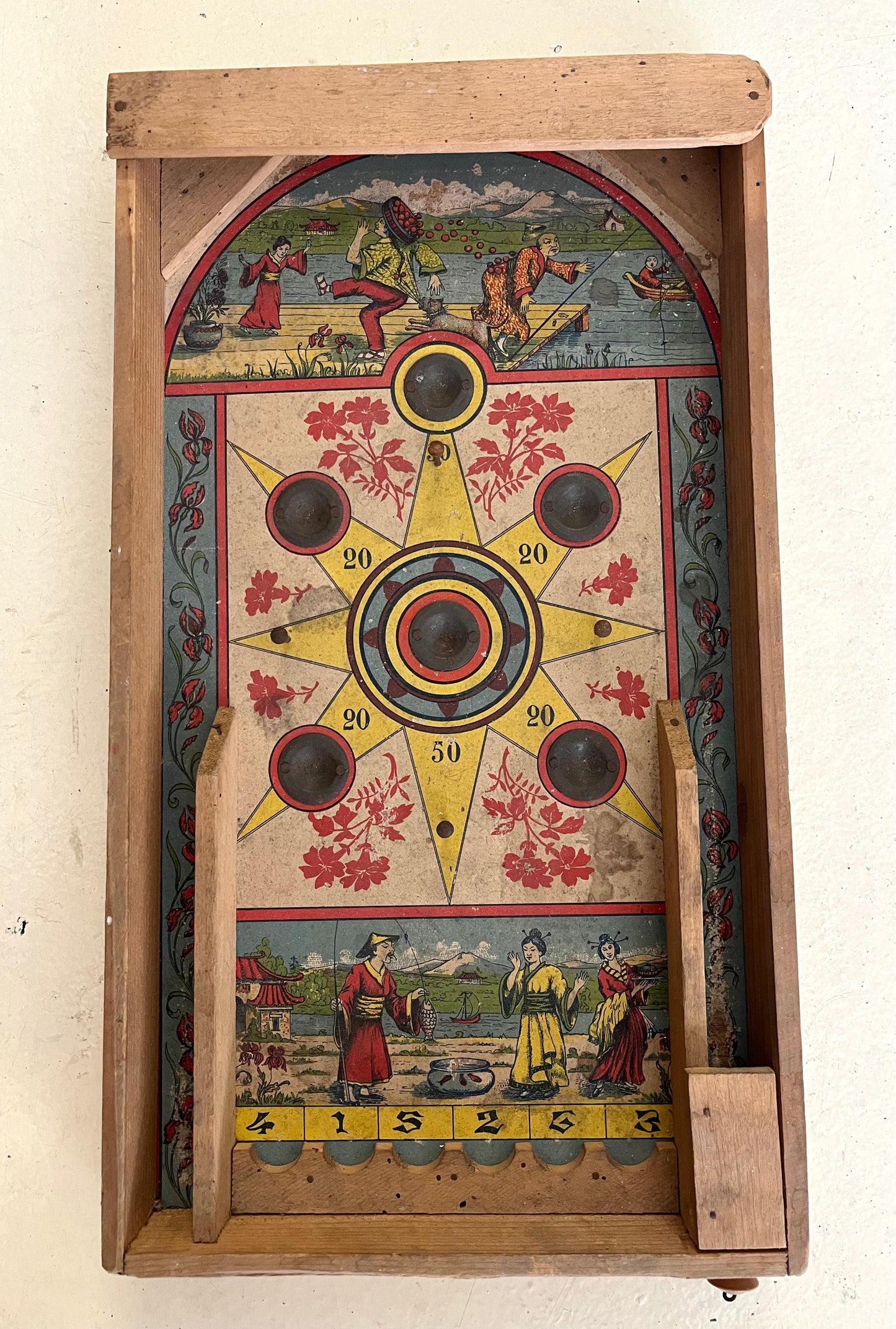 Antico Flipper da Tavolo Bagatelle in Legno - Primi '900, Motivo Orientale